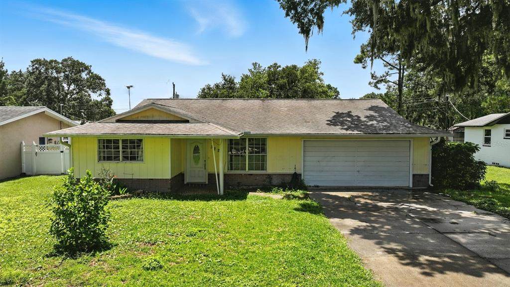 322 Dixie Drive - Photo 1
