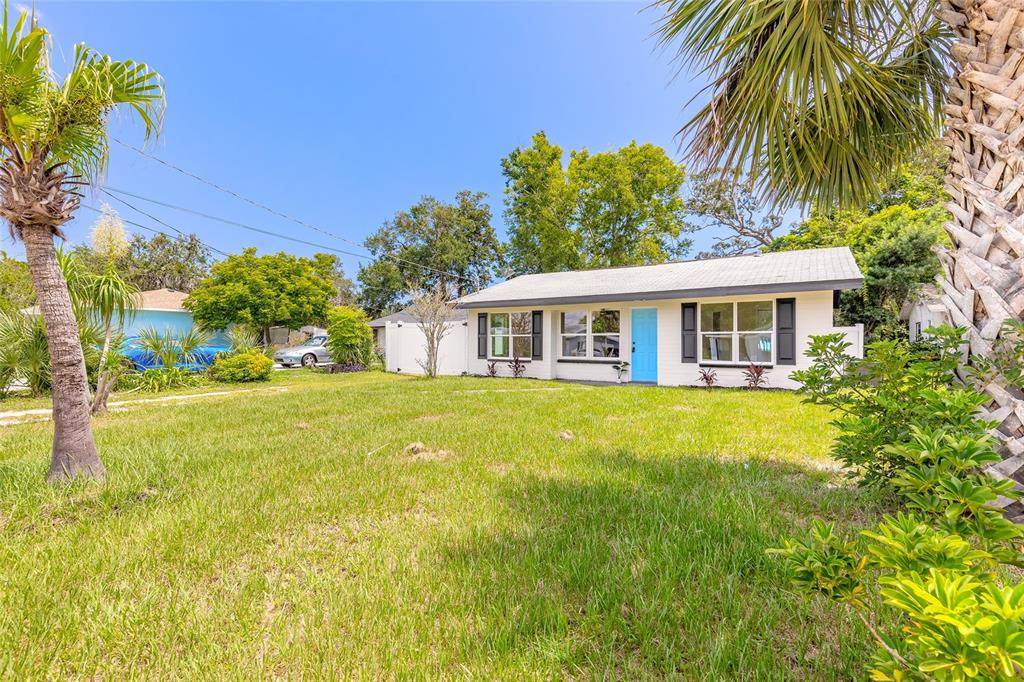 1135 Holly Avenue - Photo 1