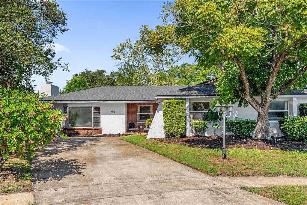 623 Swallow Drive - Photo 1