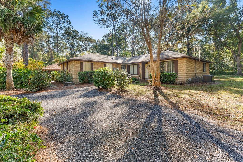 1470 Alden Street - Photo 1