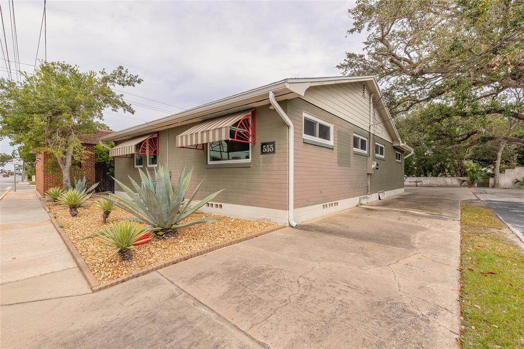 555 Ballough Road - Photo 1