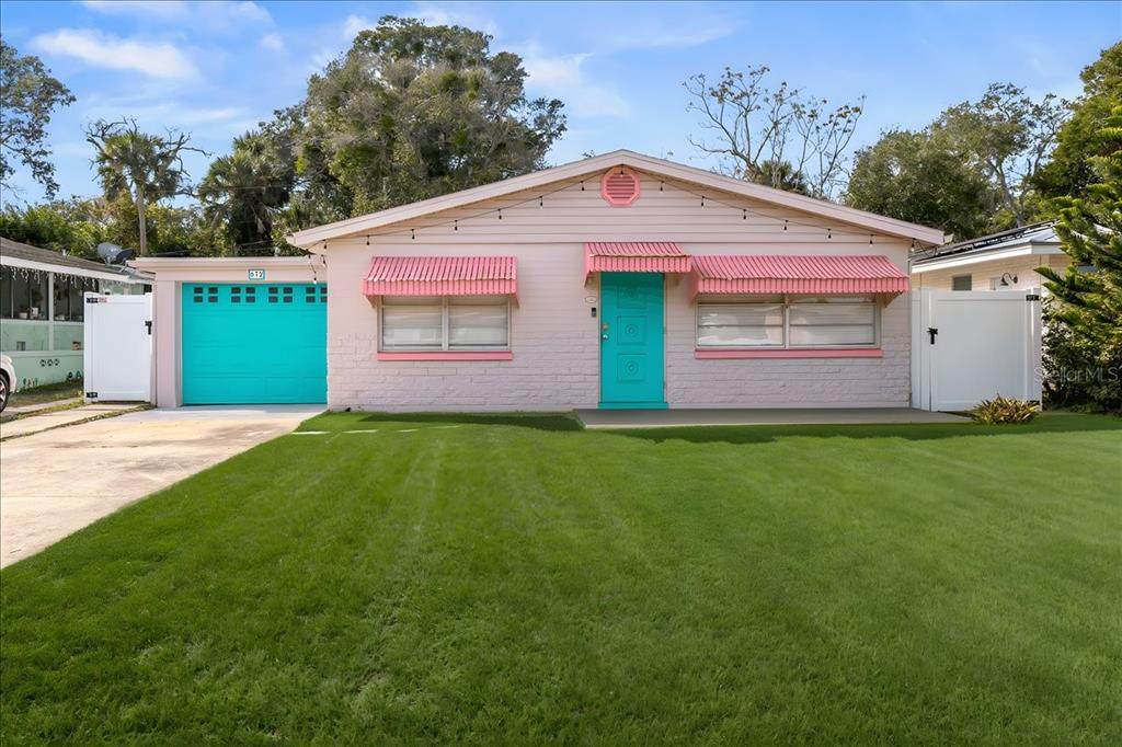 672 Cordova Avenue - Photo 1