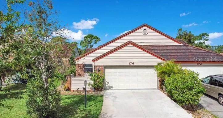 176 Palm Sparrow Court - Photo 1