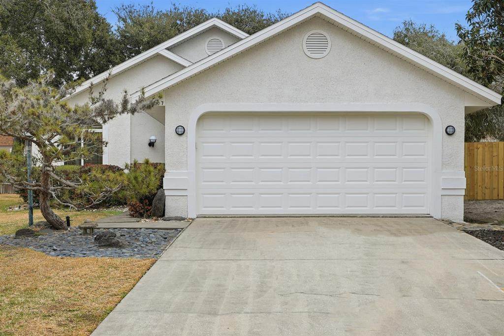 4607 Saxon Drive - Photo 1
