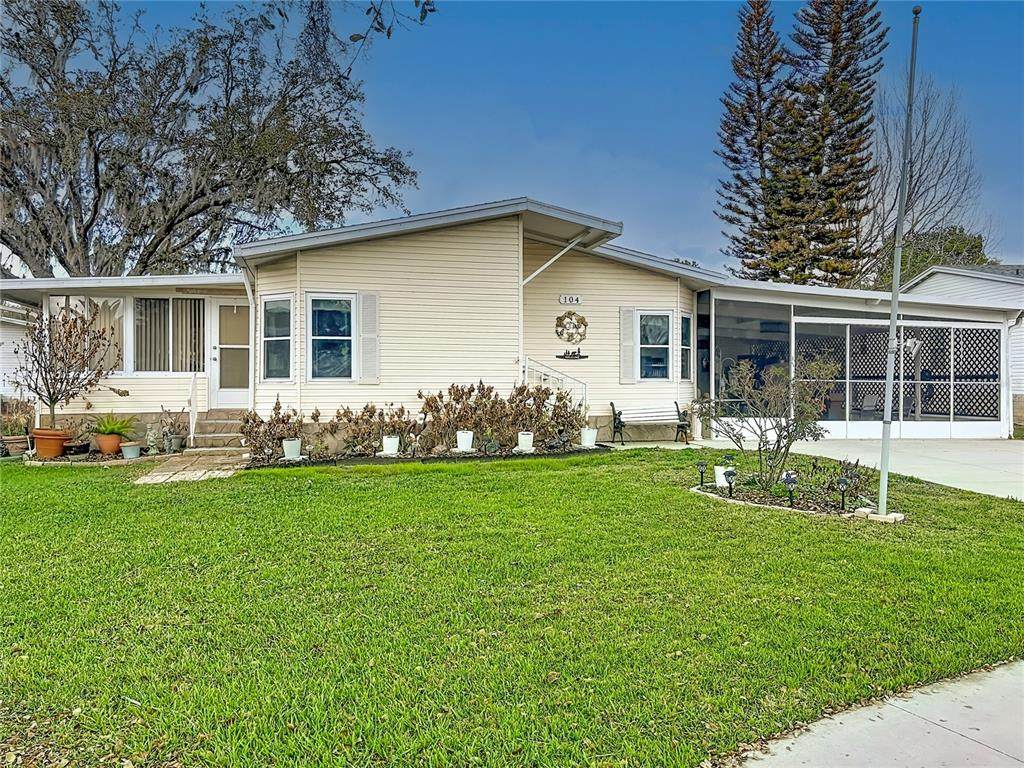 104 Admiral Lane - Photo 1