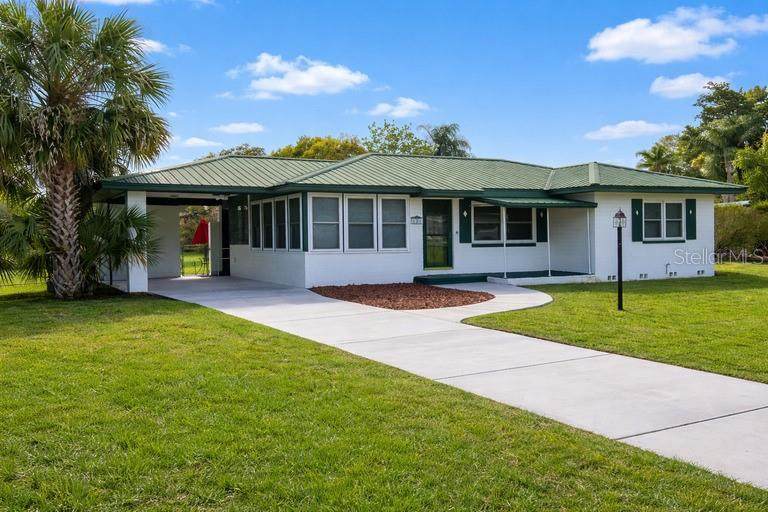 121 Leon Avenue - Photo 1