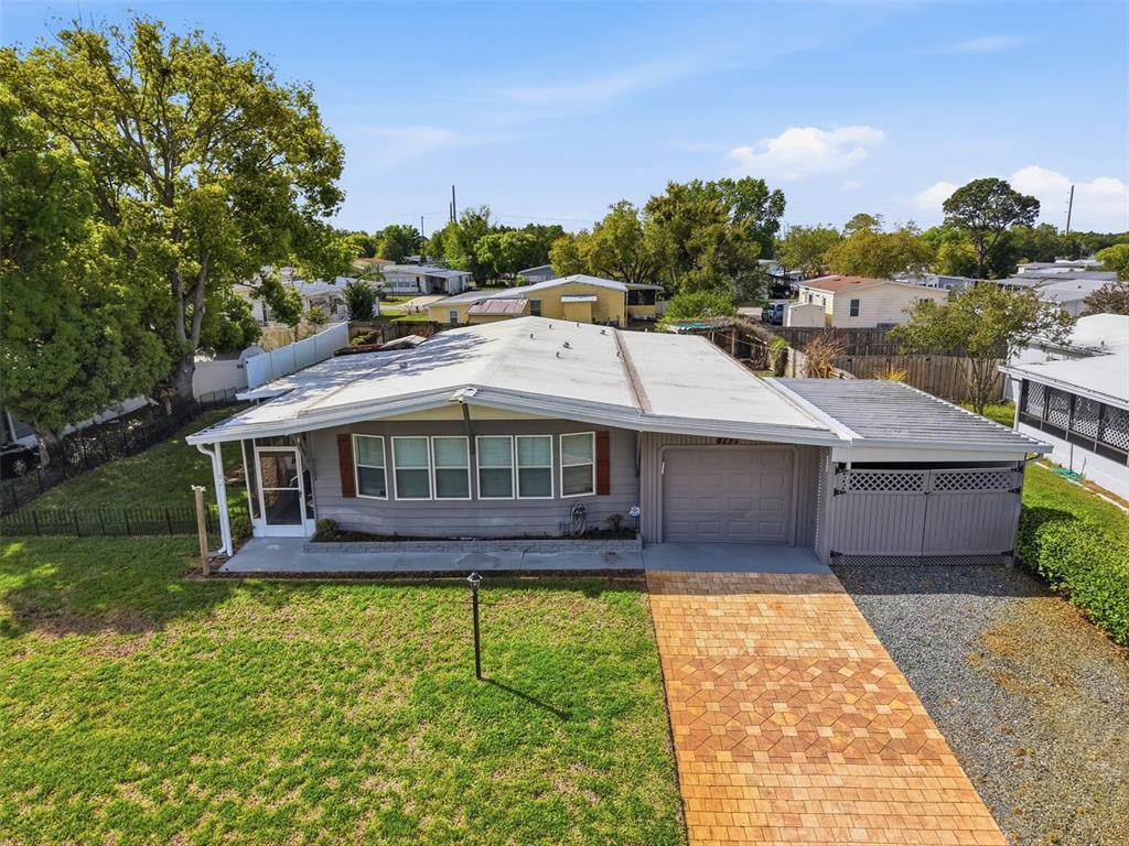142 Florence Boulevard - Photo 1