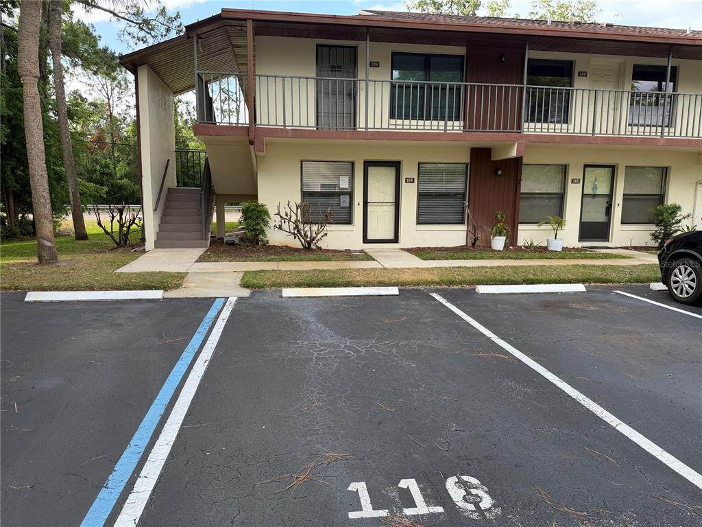 112 Lacosta Lane - Photo 1