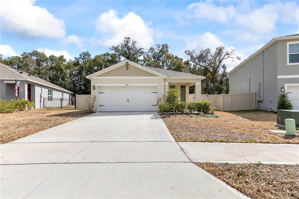407 Pelham Park Drive - Photo 1