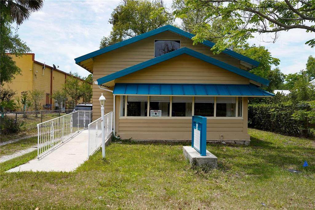 1004 Talton Avenue - Photo 1
