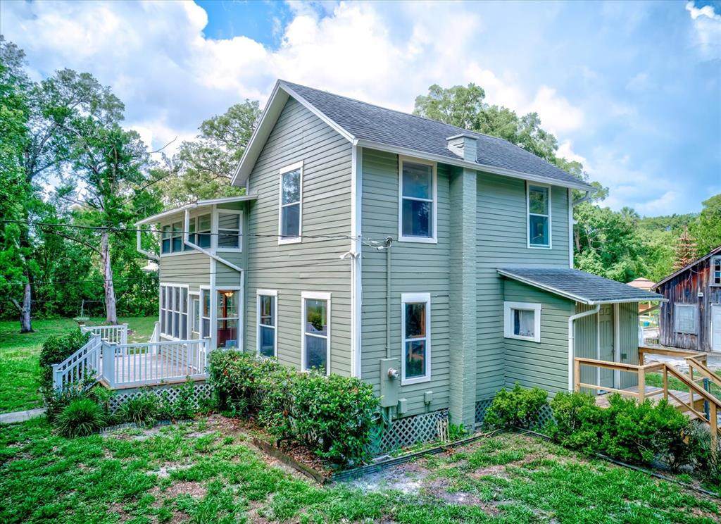 543 Thorpe Avenue - Photo 1