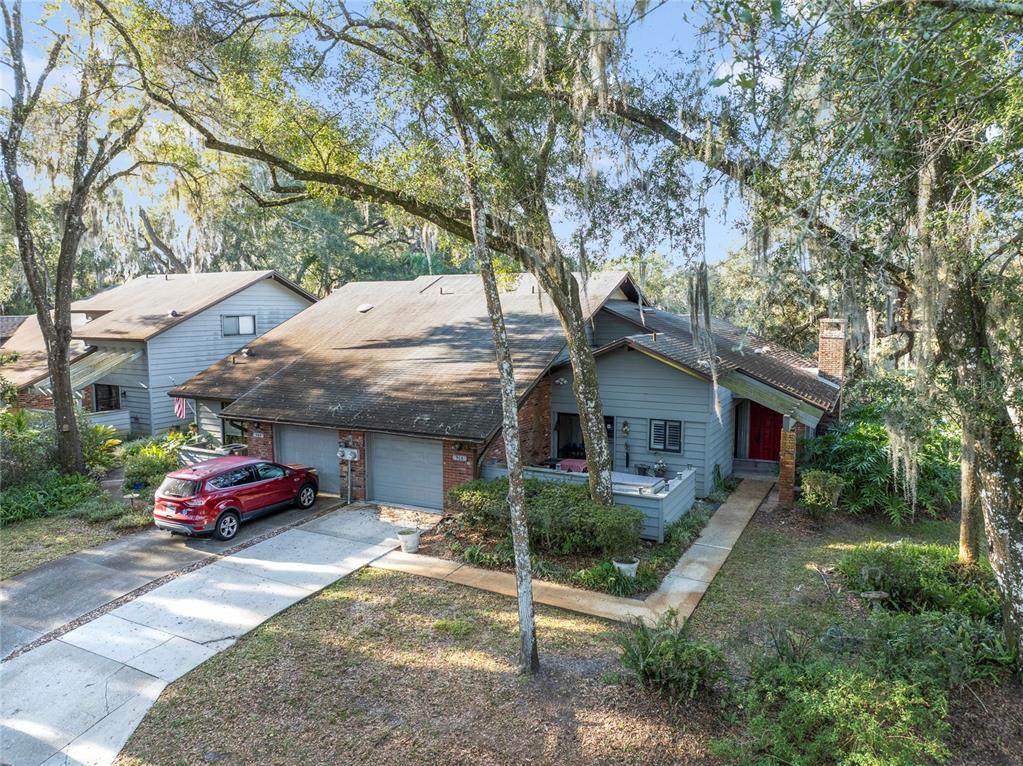 906 Village Green Road - Photo 1