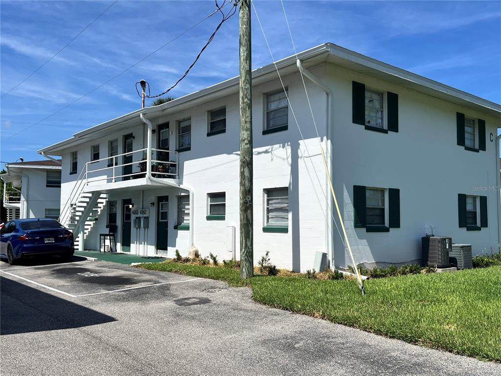 1750 Palmetto Avenue - Photo 1