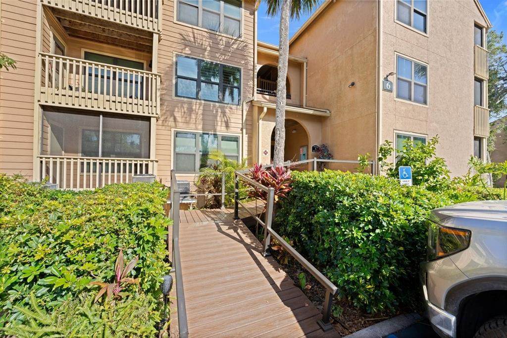 1401 Palmetto Avenue - Photo 1