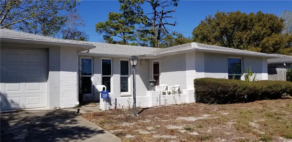 7825 Judith Crescent - Photo 1