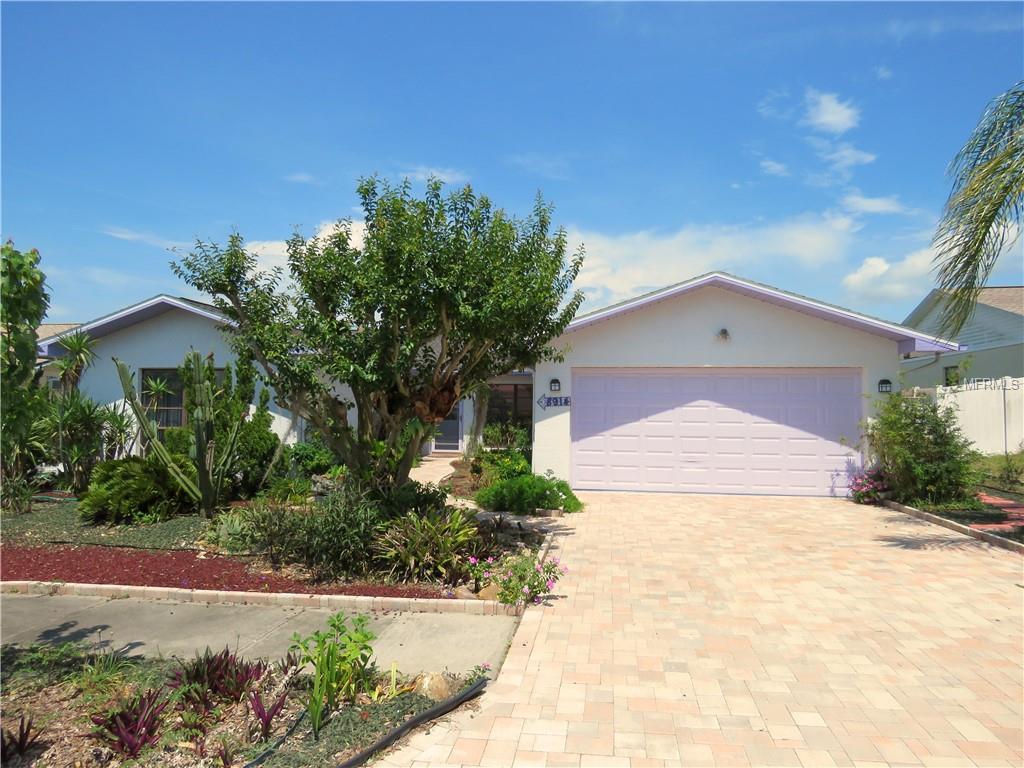 8914 Martinique Lane - Photo 1