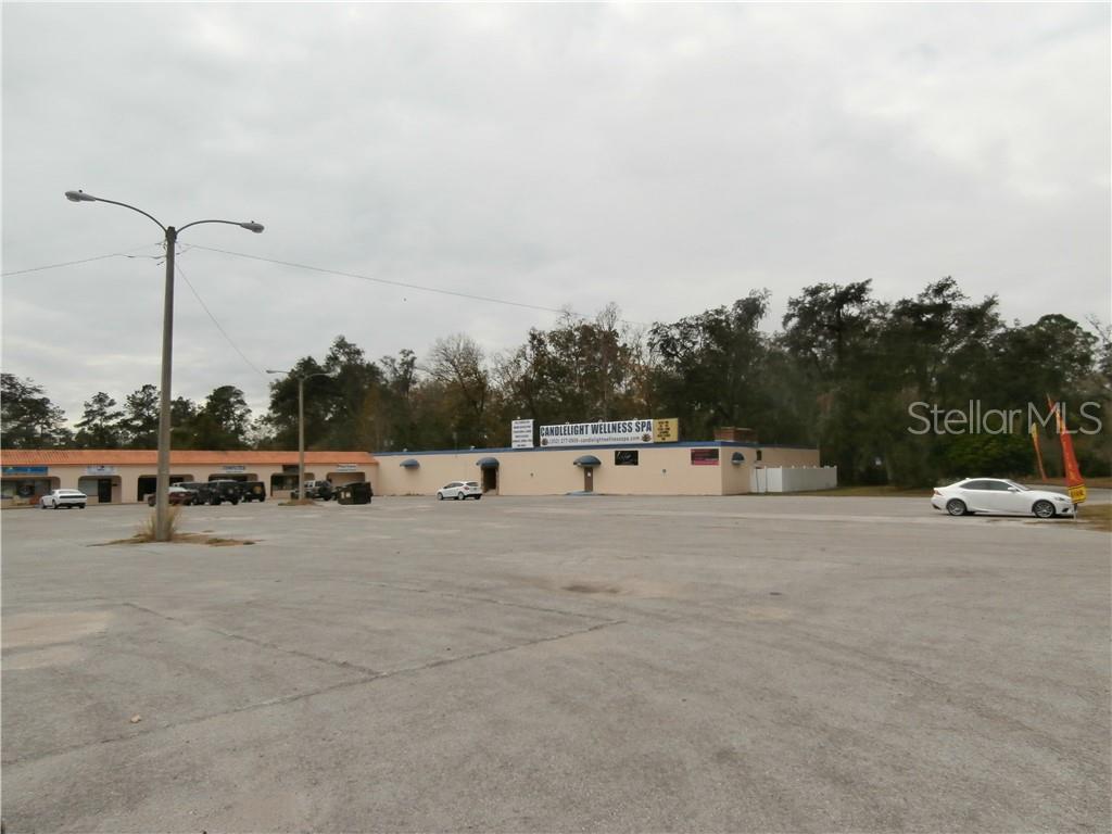 955 Candlelight Boulevard - Photo 1