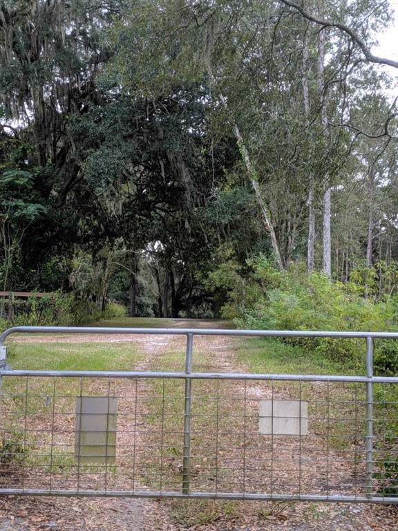 6385 Emerson Road - Photo 1