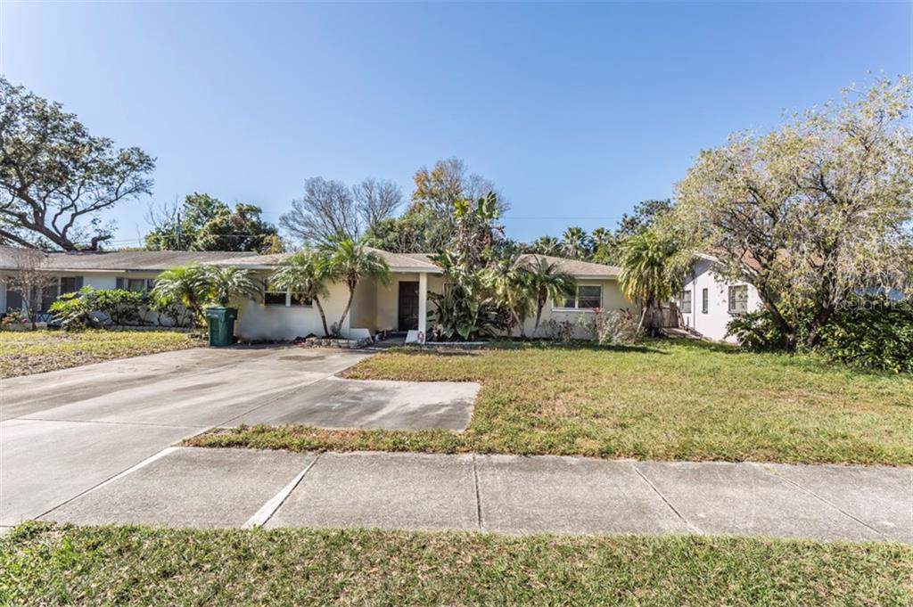 2186 Greenbriar Boulevard - Photo 1