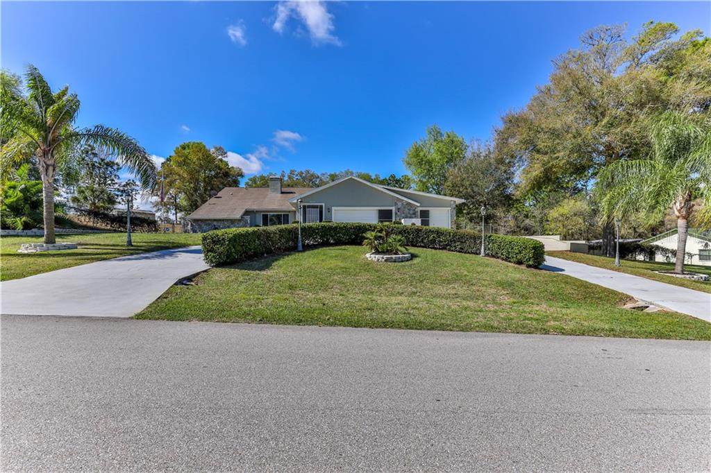 1385 Maximilian Avenue - Photo 1