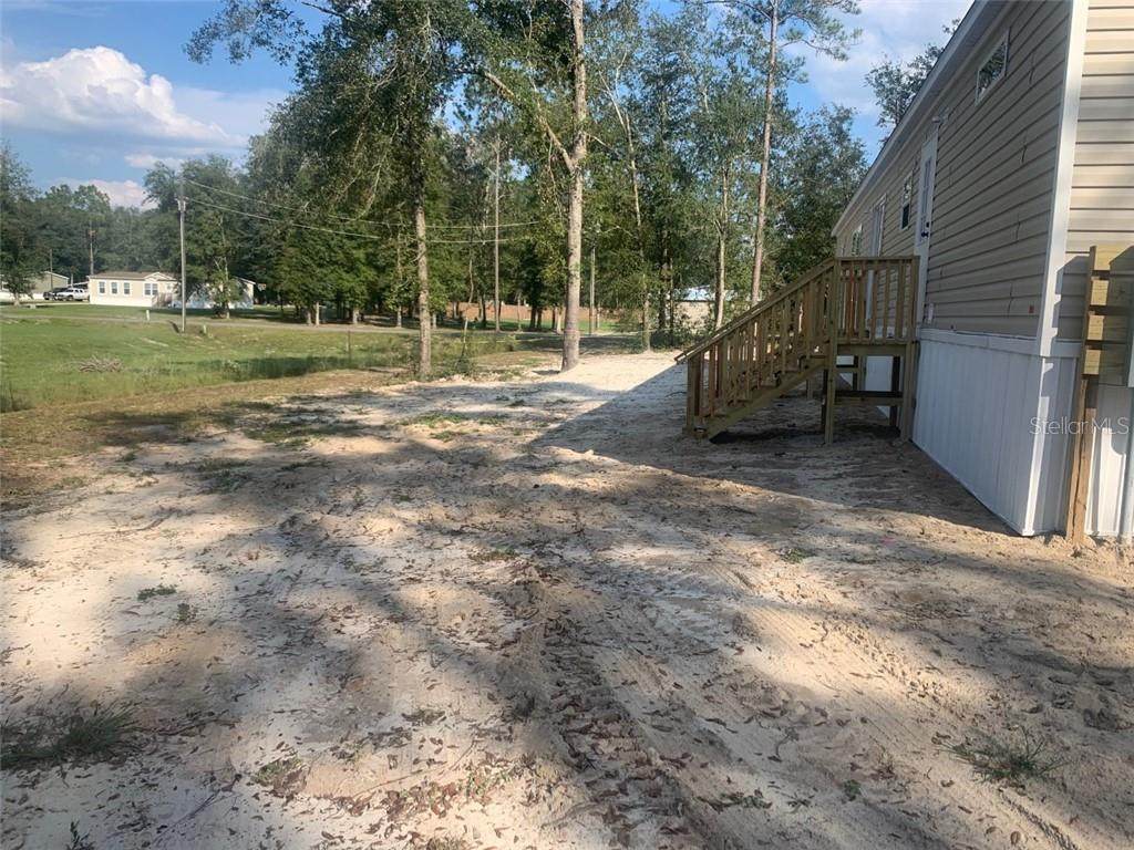 13735 98TH Street - Photo 1