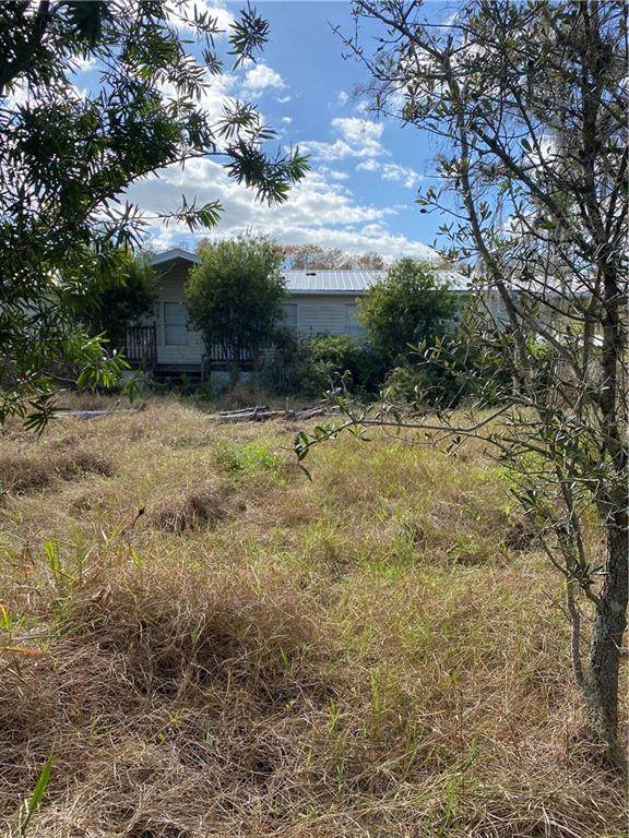 17889 Thomas Boulevard - Photo 1