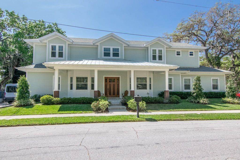 401 8TH Avenue - Photo 1