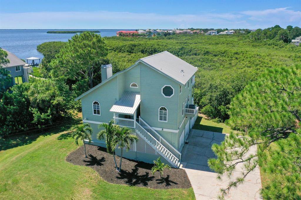 1610 Seabreeze Drive - Photo 1