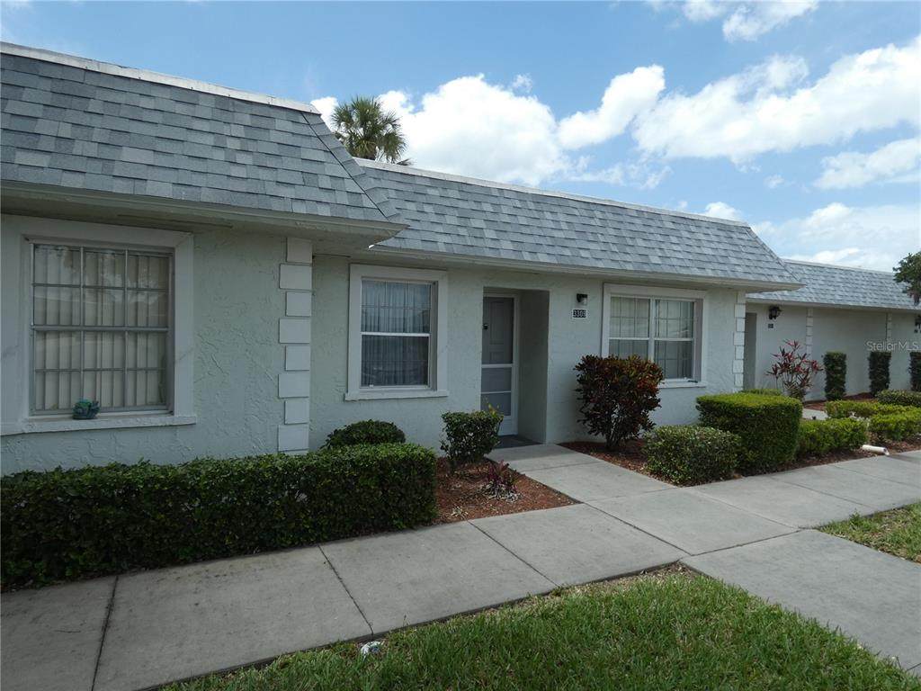 3309 Trophy Boulevard - Photo 1