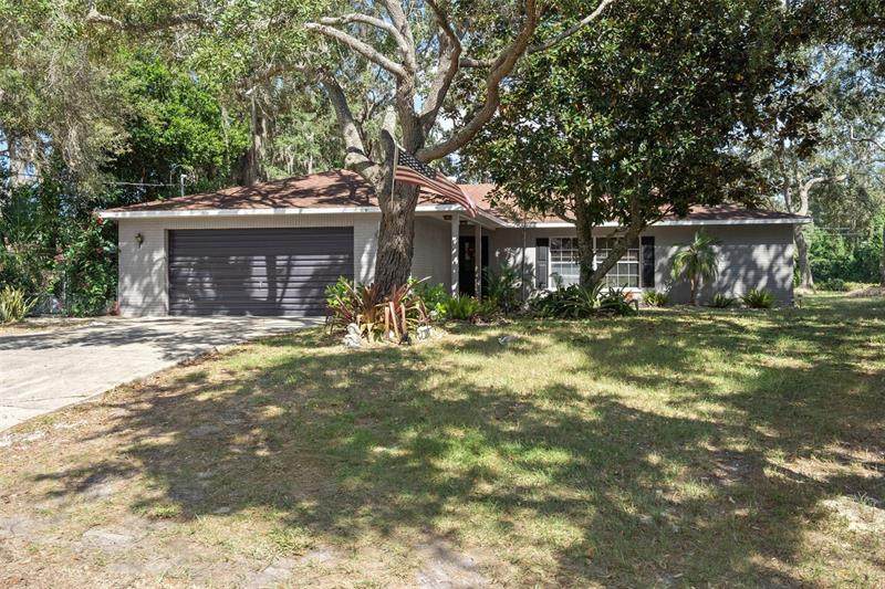 380 Holt Lane - Photo 1