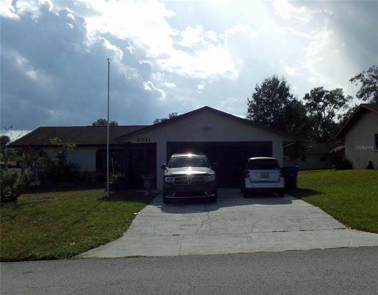 6511 Barcelona Boulevard - Photo 1