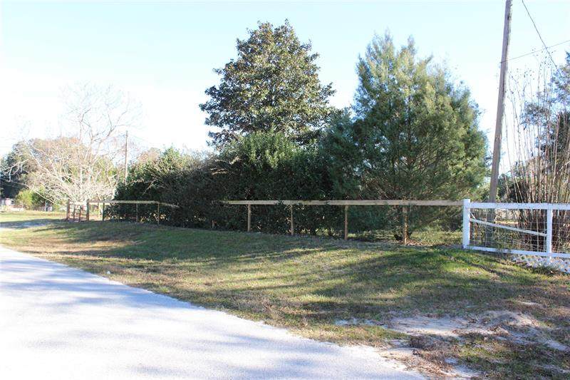 7591 Gordon Loop - Photo 1
