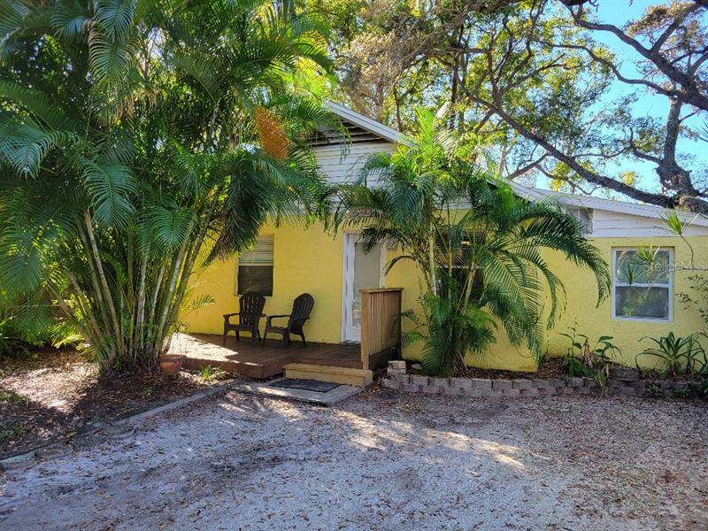 1835 York Street - Photo 1