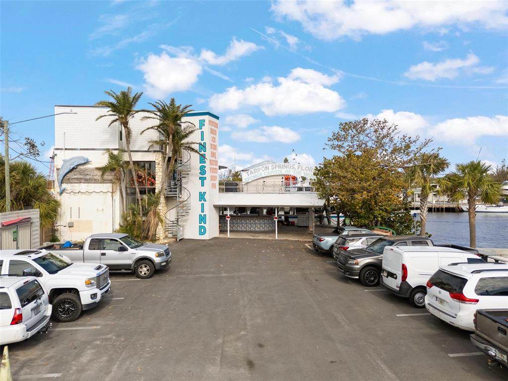 810 Dodecanese Boulevard - Photo 1