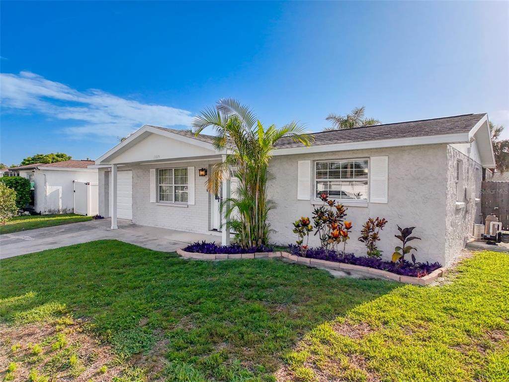 10029 Freestone Lane - Photo 1