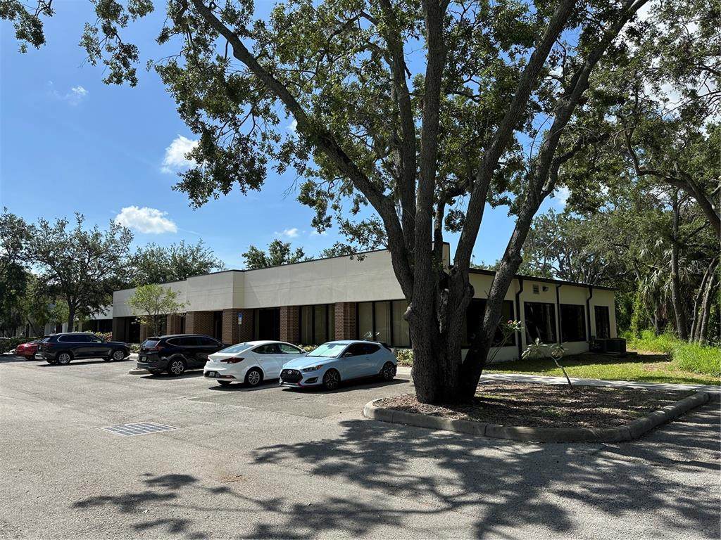 5620 Sligh Avenue - Photo 1