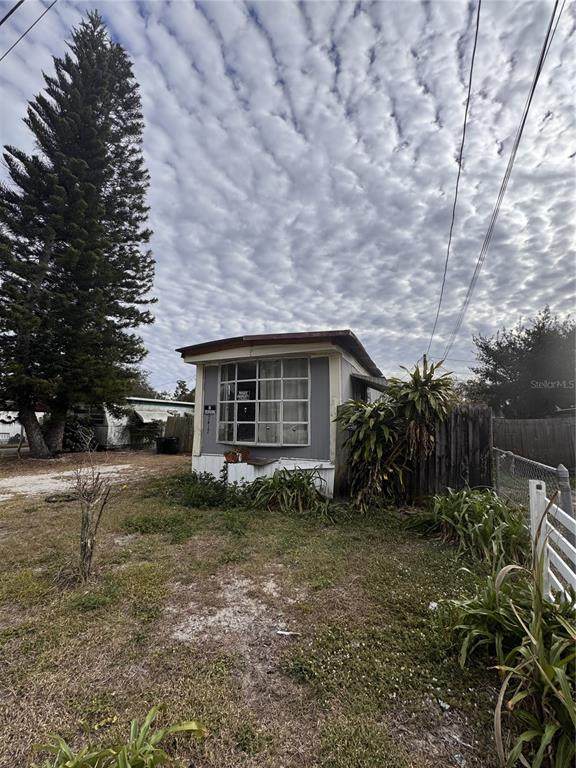 7417 Gulf Breeze Circle - Photo 1