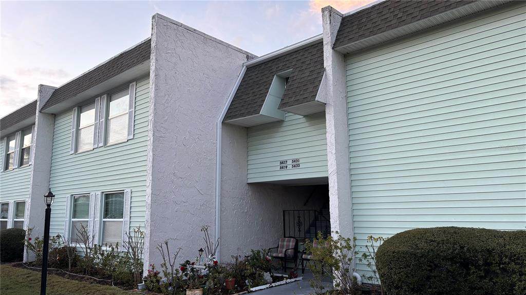 5433 Palm Drive - Photo 1