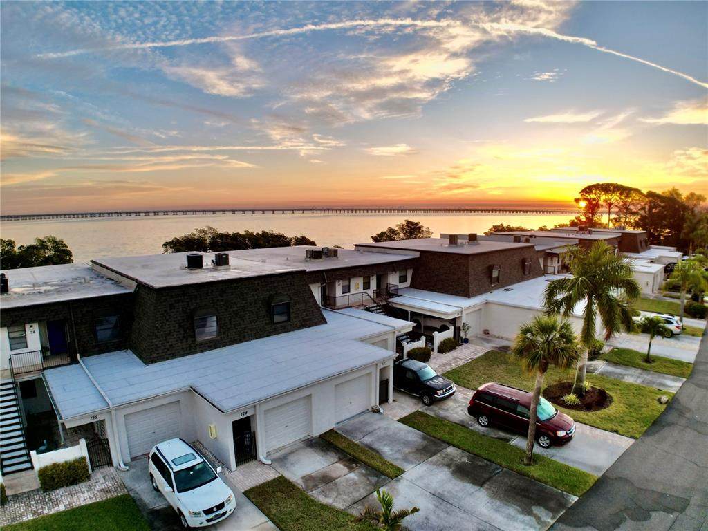 2980 Haines Bayshore Road - Photo 1