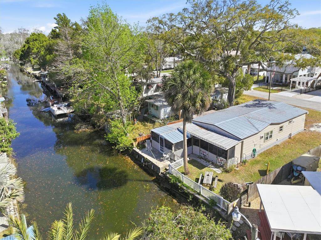 5527 Darlene Street - Photo 1