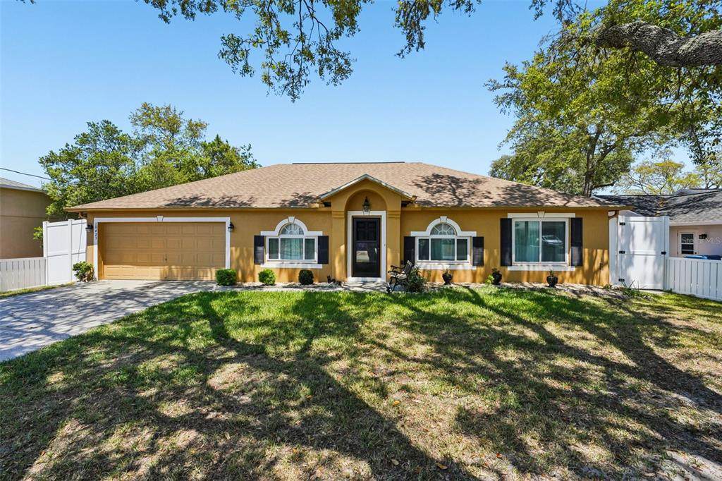 10423 Bradford Street - Photo 1