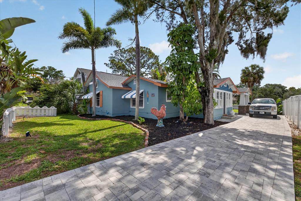 6202 River Road - Photo 1