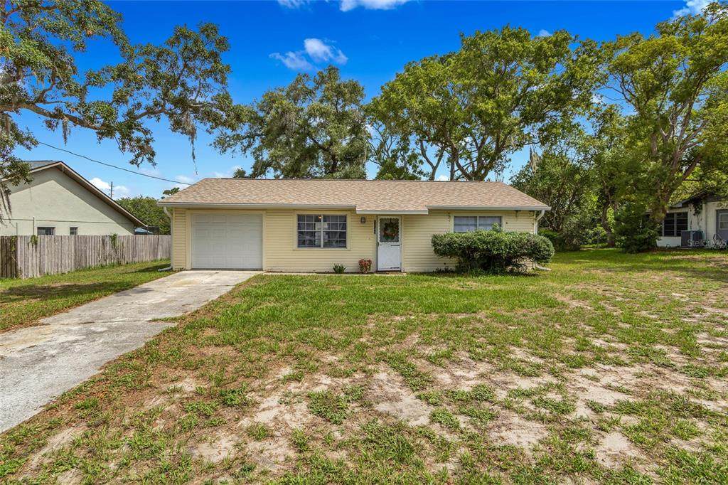 1733 Larkin Road - Photo 1