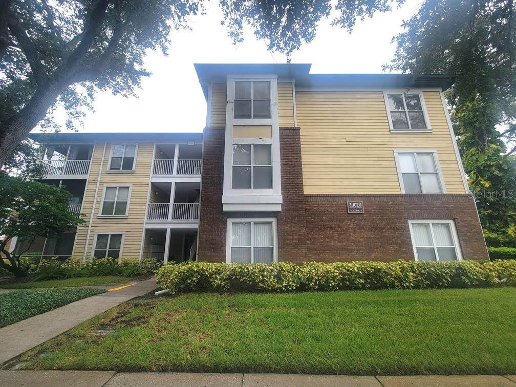 10020 Strafford Oak Court - Photo 1