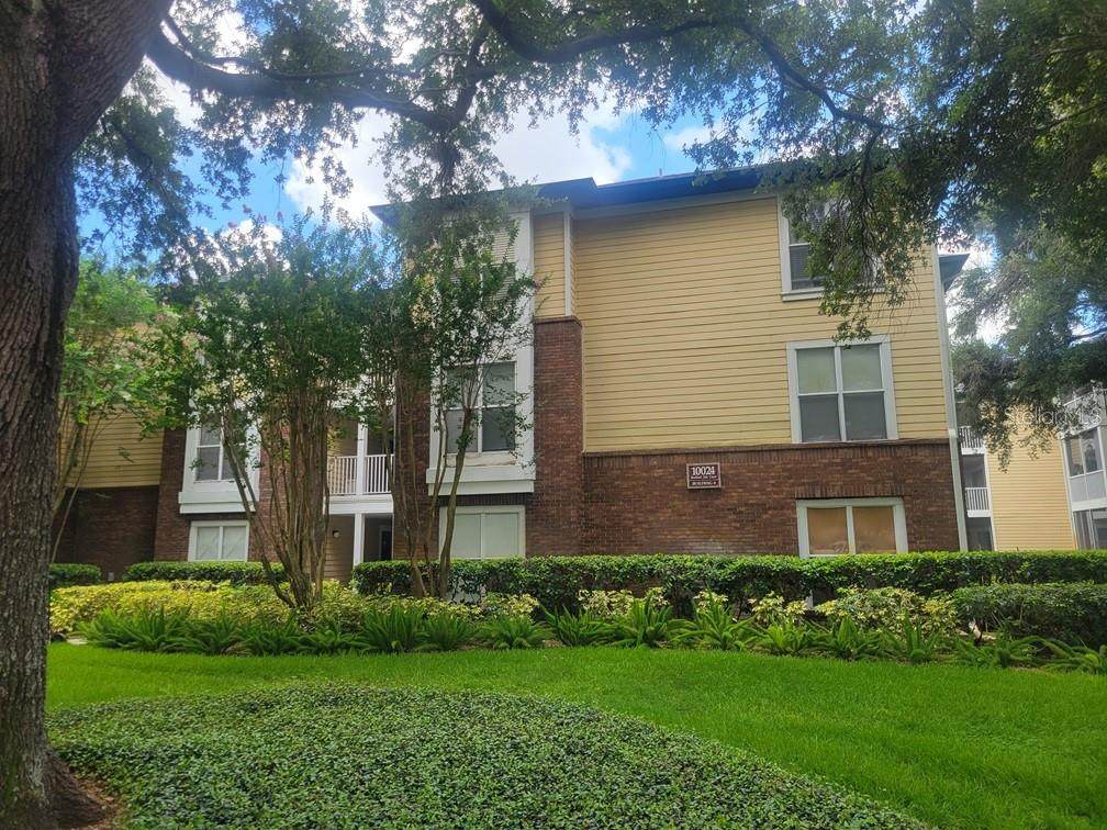 10024 Strafford Oak Court - Photo 1