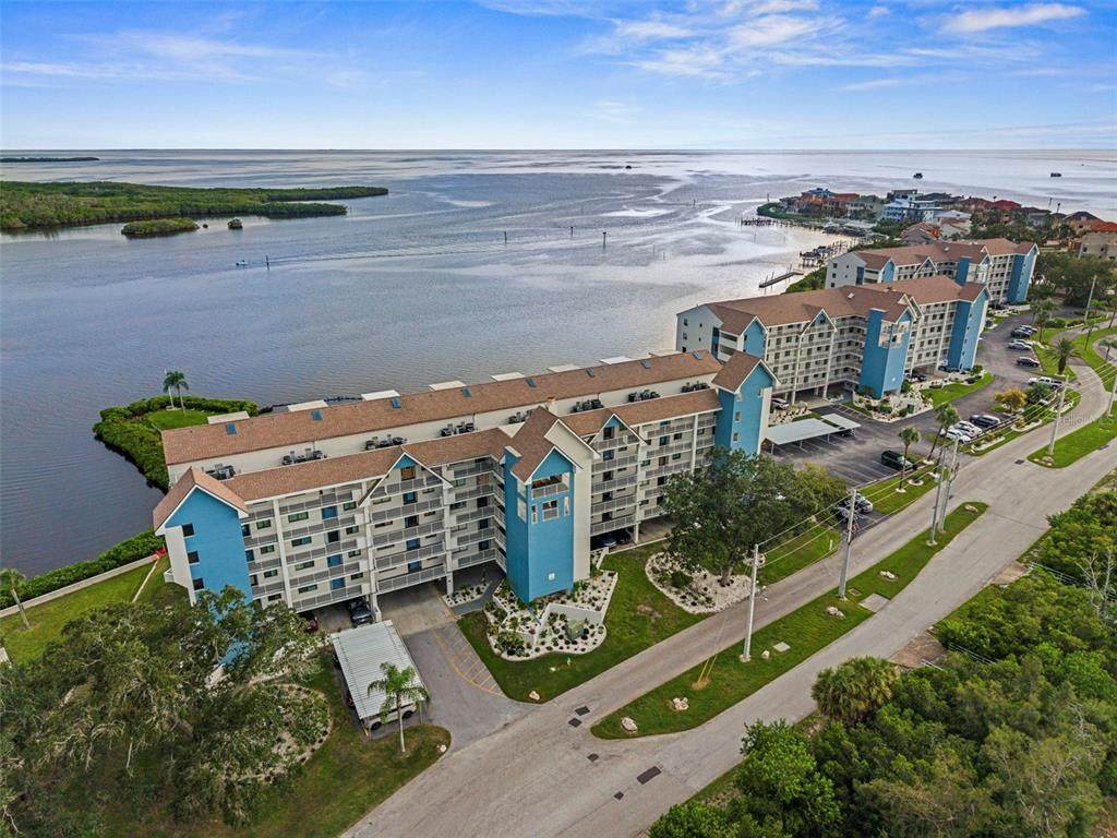 4650 Bay Boulevard - Photo 1
