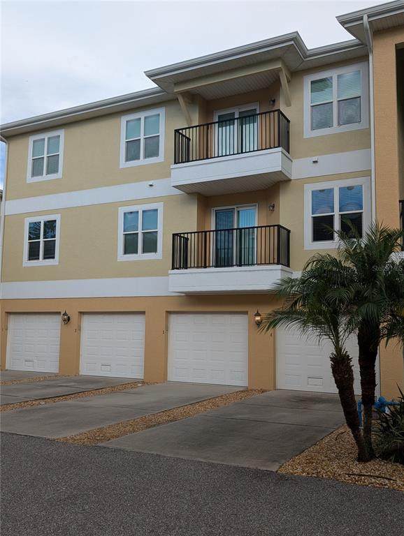 6394 Banyan Boulevard - Photo 1