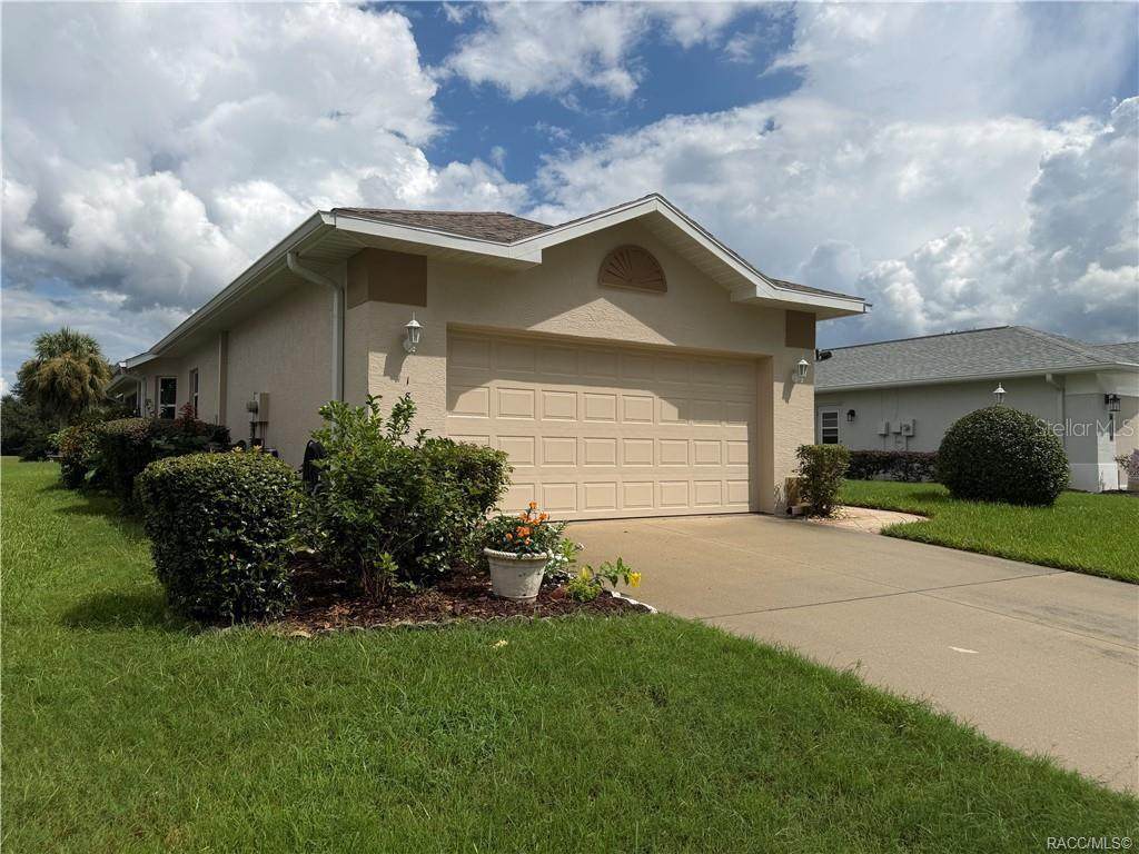 1802 Shanelle Path - Photo 1