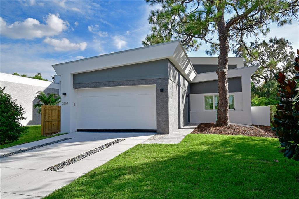 2254 Hawthorne Street - Photo 1