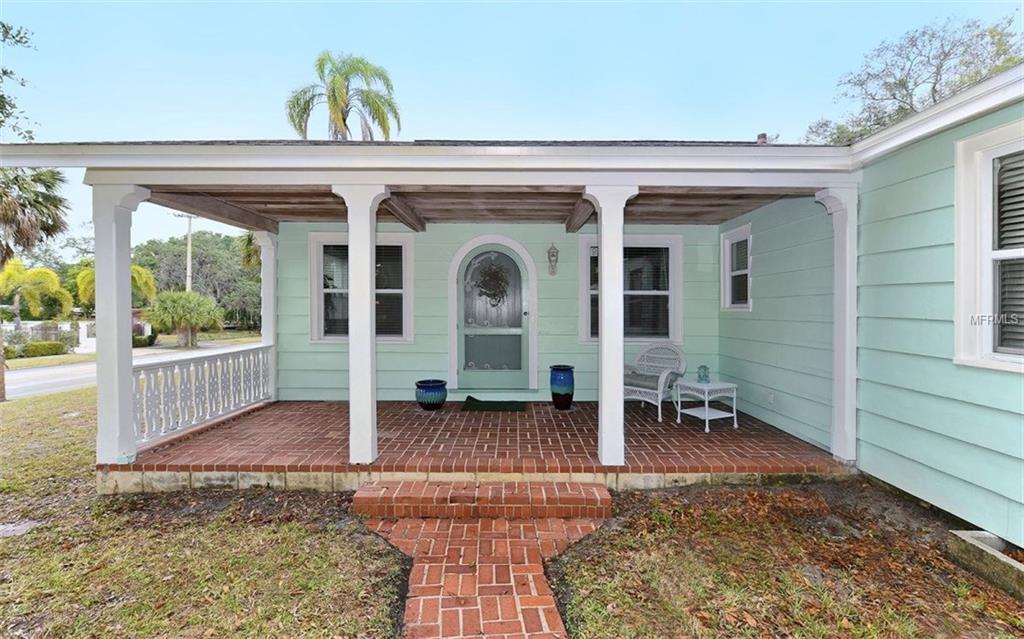 1609 Arlington Street - Photo 1